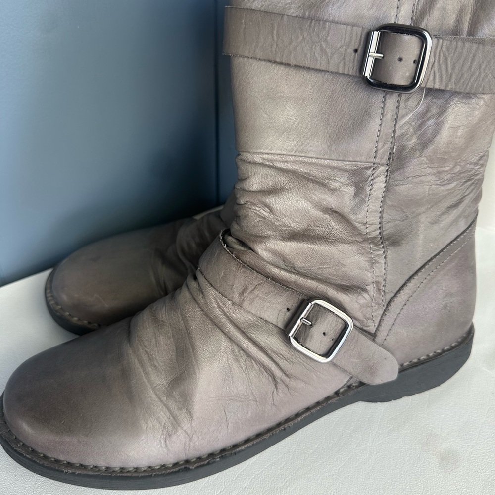 Miz Mooz Grey Leather Buckled Mid Pasha Boots Women's 41 NWOT - Picture 4 of 12